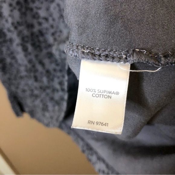 J‎ Jill Animal Cheetah Print Simply Supima V Neck Tunic Top Grey Medium - Picture 5 of 6